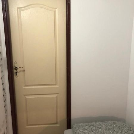 Апартаменты Nr 4 Краков Экстерьер фото